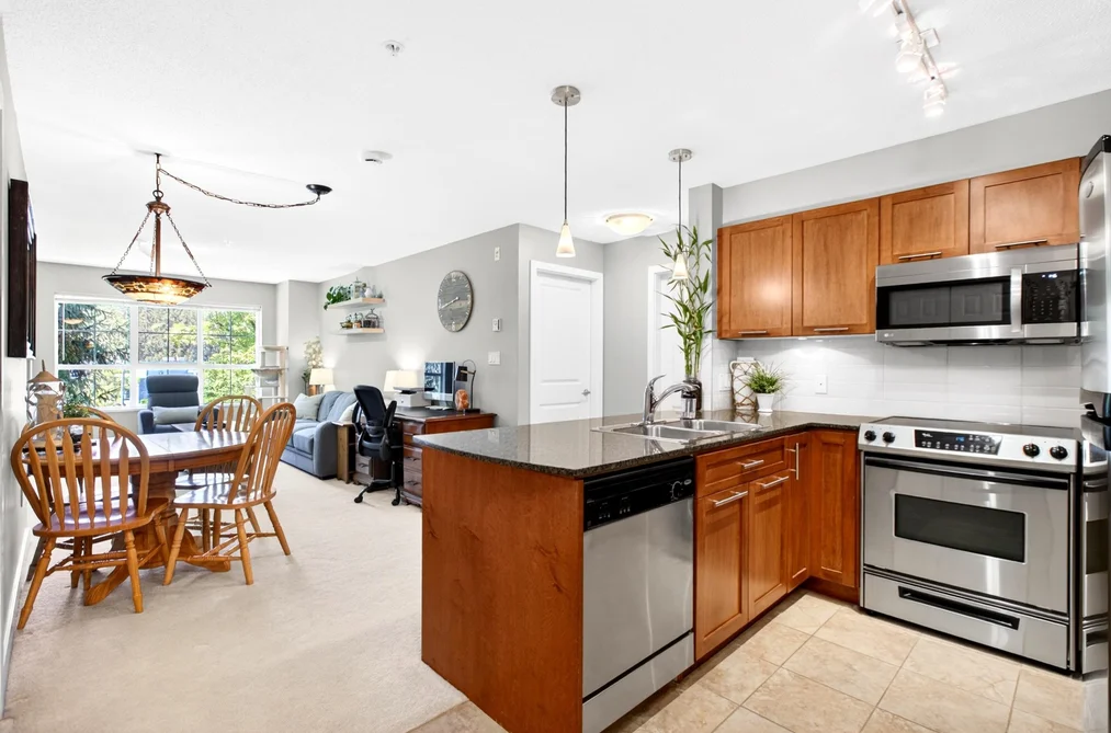 317 19673 MEADOW GARDENS WAY, Pitt Meadows BC V3Y 0A1, Pitt Meadows BC — Residential for Sale - Photo 4