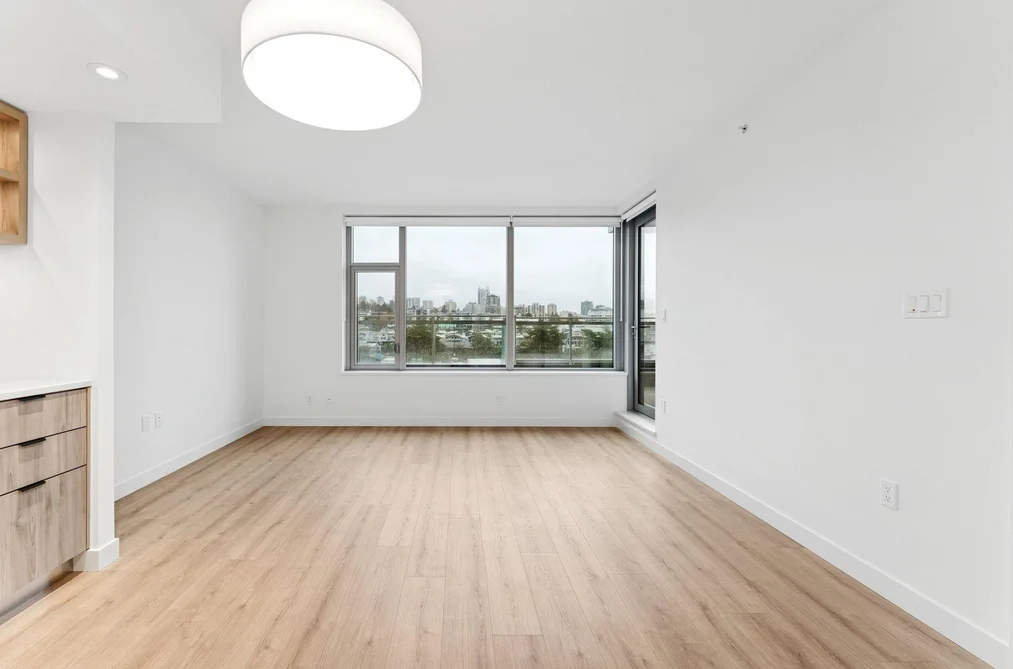 317 755 HARBOURSIDE DRIVE, North Vancouver BC V7P 0G1, North Vancouver BC — Residential for Sale - Photo 5