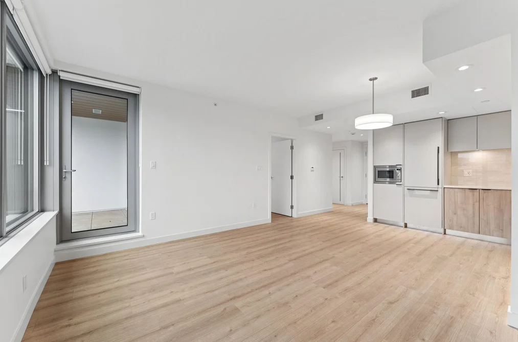 317 755 HARBOURSIDE DRIVE, North Vancouver BC V7P 0G1, North Vancouver BC — Residential for Sale - Photo 7