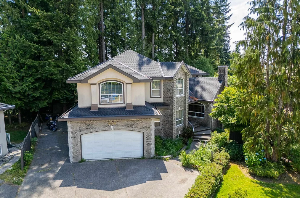 3170 HALLAM COURT, Coquitlam BC V3E 3C3, Coquitlam BC — Residential for Sale - Photo 2
