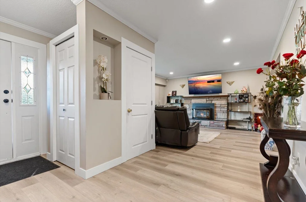 3174 268 STREET, Langley BC V4W 3E4, Langley BC — Residential for Sale - Photo 3