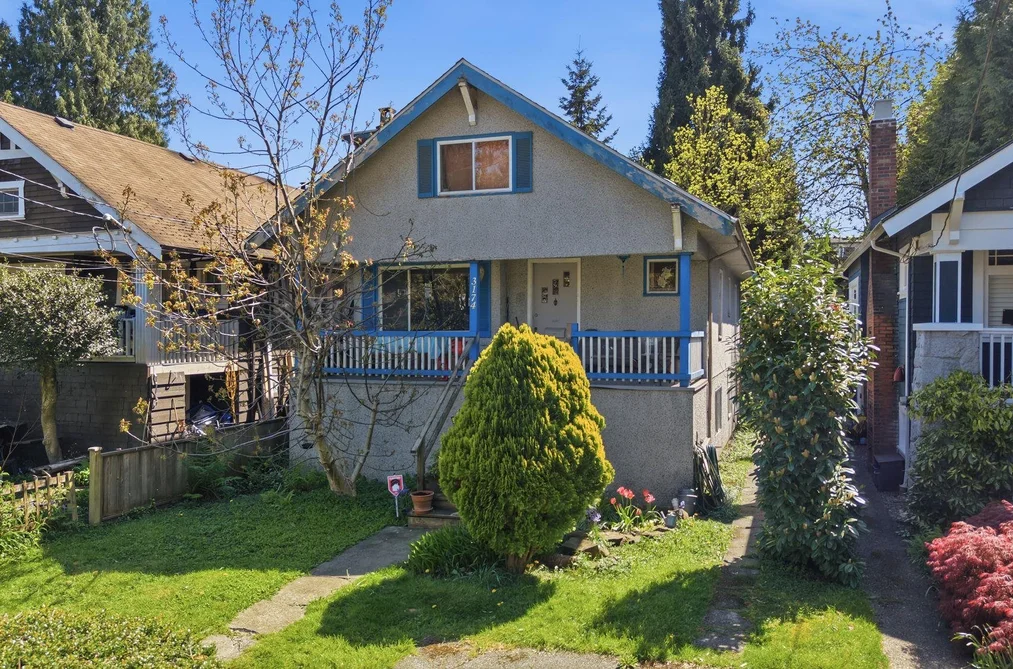 House for sale at 3174 W 5th Avenue Vancouver British Columbia - MLS: R3118878