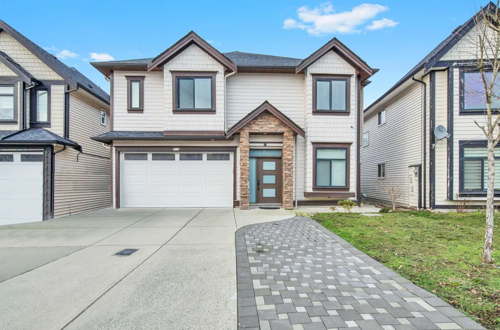 House for sale at 3176 Engineer Crescent Abbotsford British Columbia - MLS: R3083275