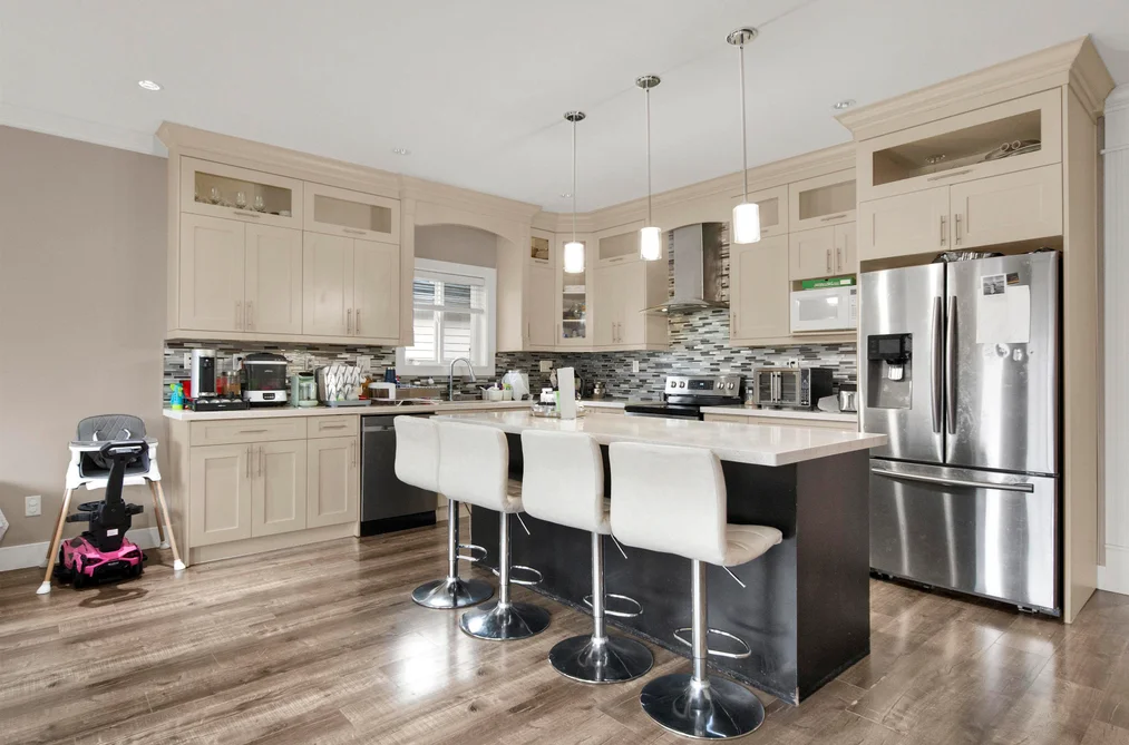 3176 ENGINEER CRESCENT, Abbotsford BC V4X 0A7, Abbotsford BC — Residential for Sale - Photo 2