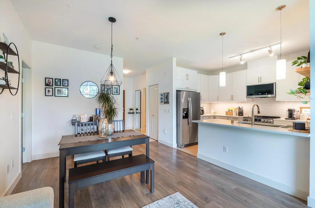 Condo for sale at 318 2477 Kelly Avenue Port Coquitlam British Columbia - MLS: R3120475