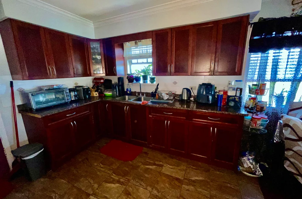 318 HAMPTON STREET, New Westminster BC V3M 5M1, New Westminster BC — Residential for Sale - Photo 2