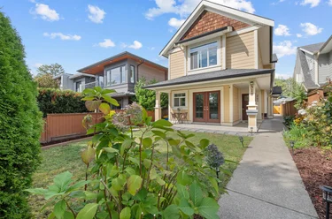318 W 18th St, North Vancouver, BC - MLS: R3164936