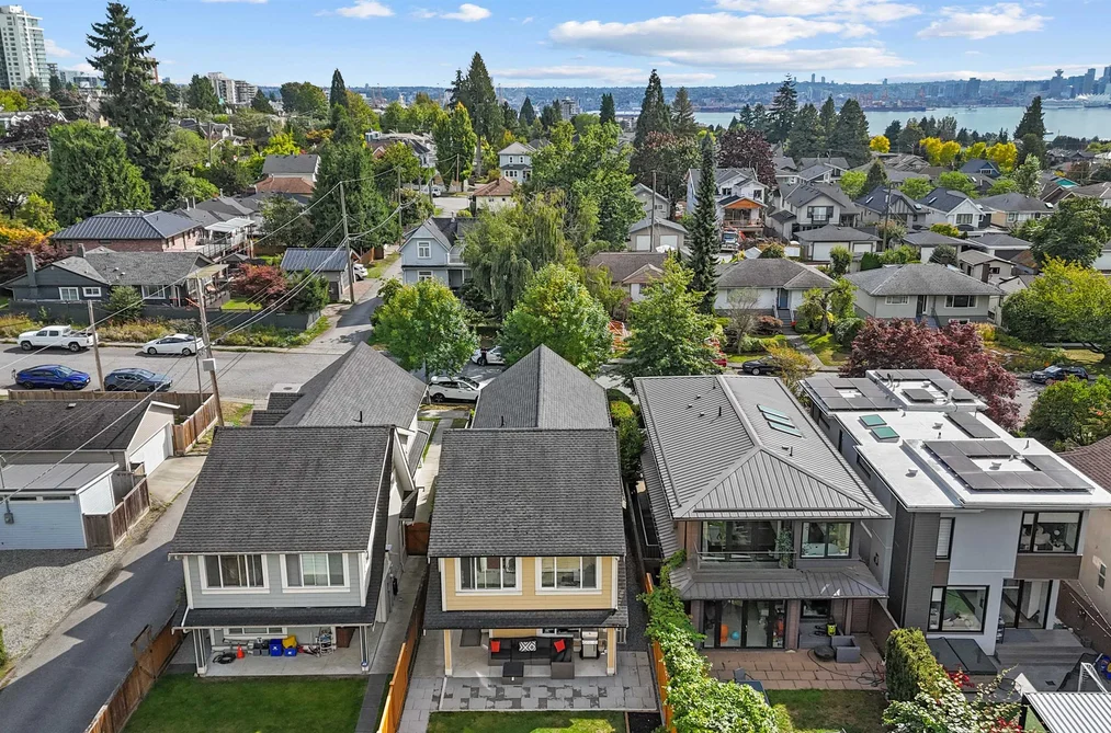 318 W 18th Street, North Vancouver, BC - MLS: R3164936 - Photo 39 318 W 18th Street, North Vancouver, BC - MLS: R3164936 - Photo 39
