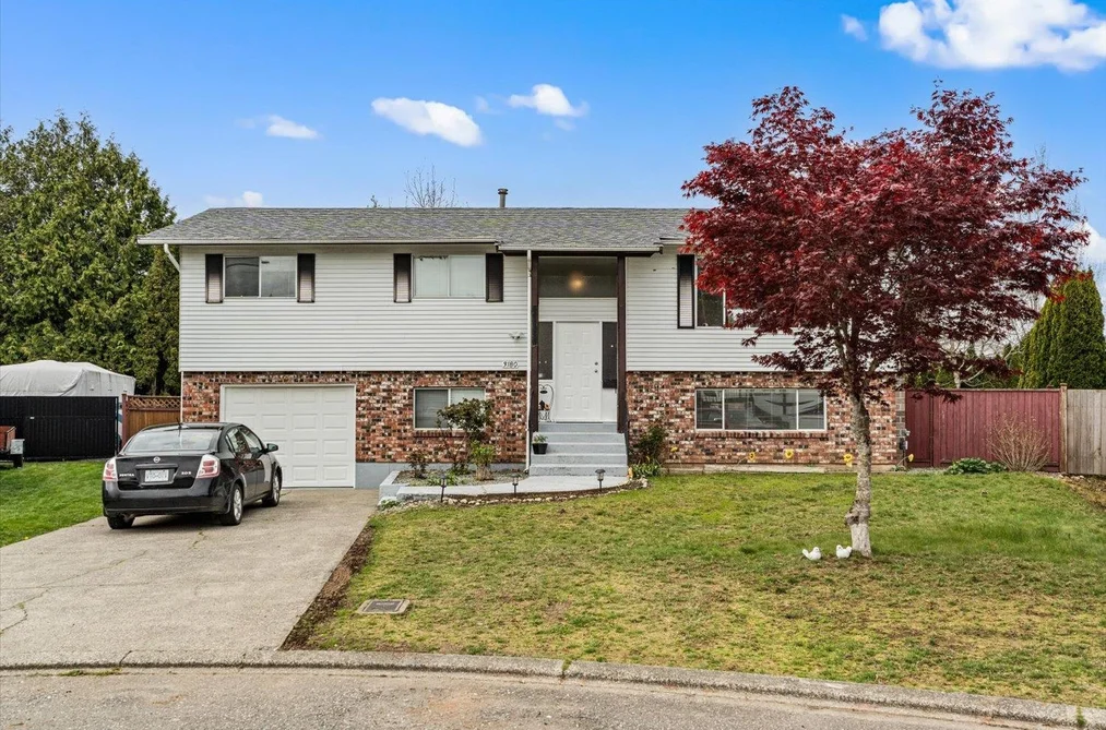 House for sale at 3180 Coronation Court Abbotsford British Columbia - MLS: R3114833