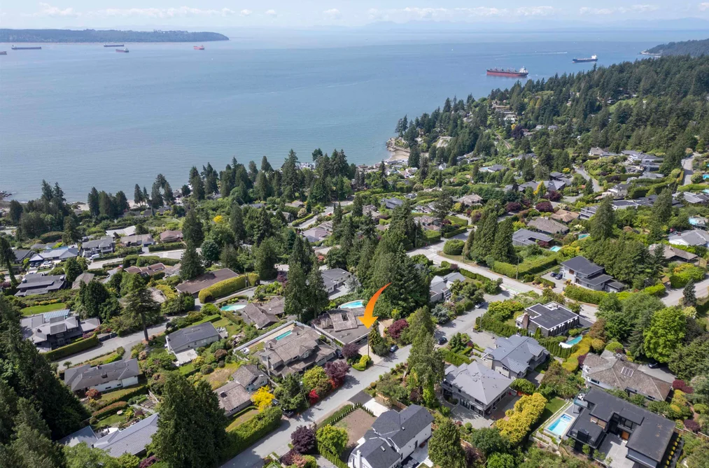 House for sale at 3180 Westmount Place Vancouver British Columbia - MLS: R3133764