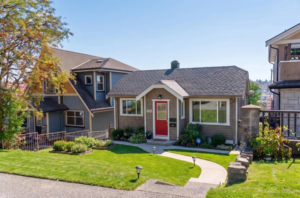House for sale at 3184 E 8th Avenue Vancouver British Columbia - MLS: R3167057