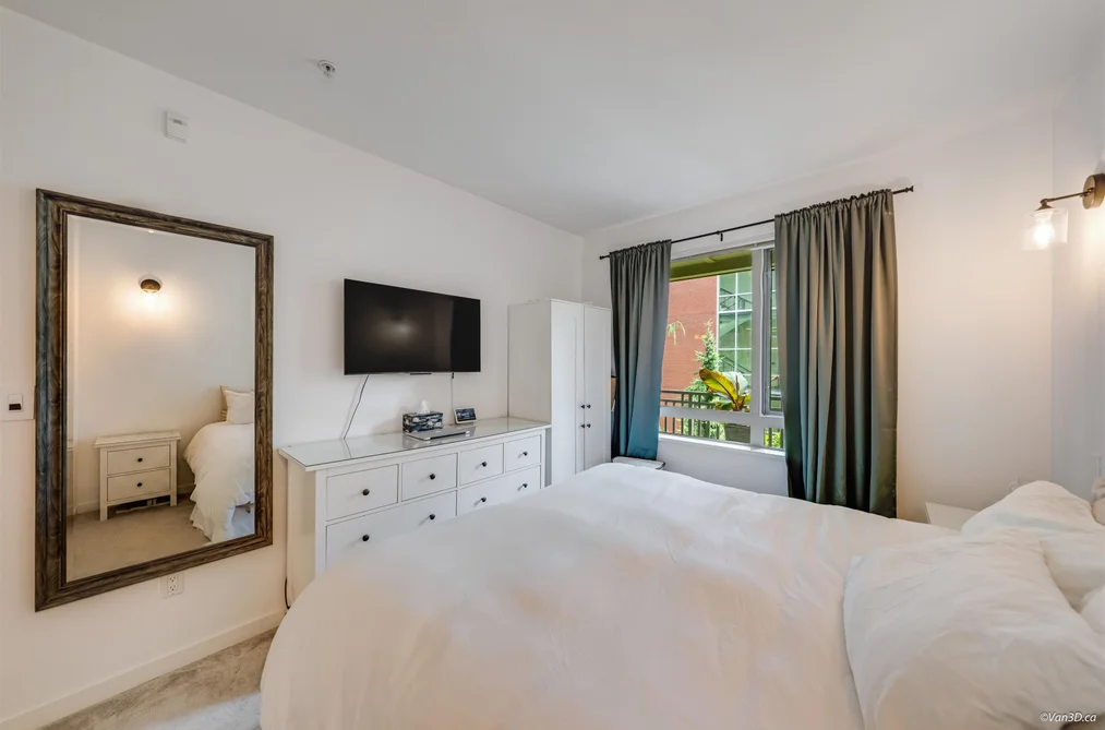 319 119 W 22ND STREET, North Vancouver, BC — Residential for Sale — Photo 13 of 27