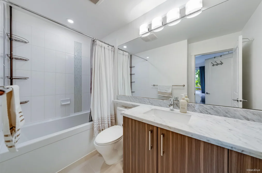 319 119 W 22ND STREET, North Vancouver, BC — Residential for Sale — Photo 16 of 27