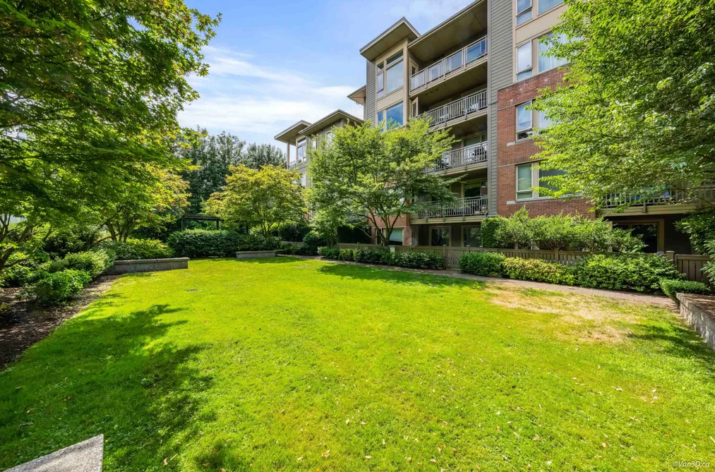319 119 W 22ND STREET, North Vancouver, BC — Residential for Sale — Photo 21 of 27