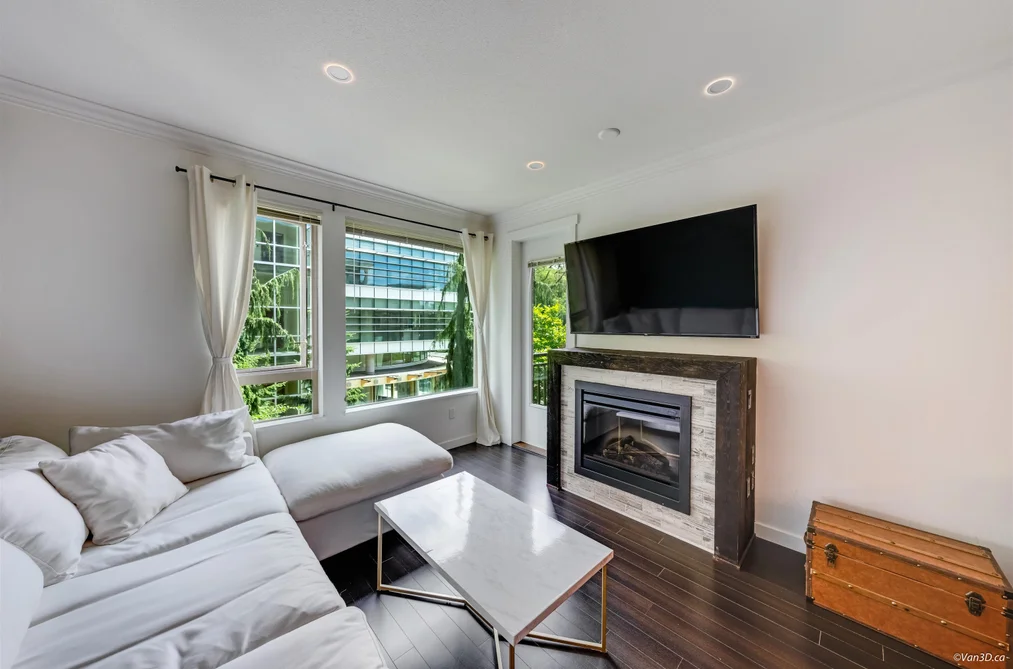 319 119 W 22ND STREET, North Vancouver, BC — Residential for Sale — Photo 4 of 27