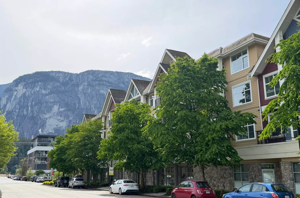Condo for sale at 319 1336 Main Street Squamish British Columbia - MLS: R3120373