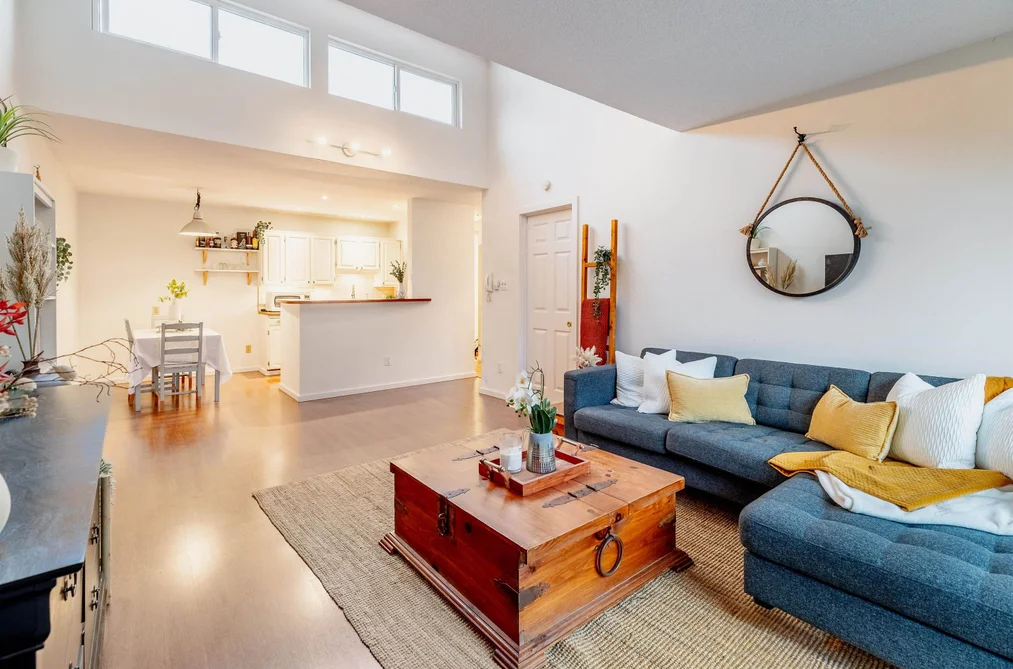 Condo for sale at 319 206 E 15th Street North Vancouver British Columbia - MLS: R3110271