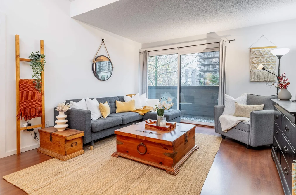 319 206 E 15TH STREET, North Vancouver BC V7L 2R3, North Vancouver BC — Residential for Sale - Photo 4