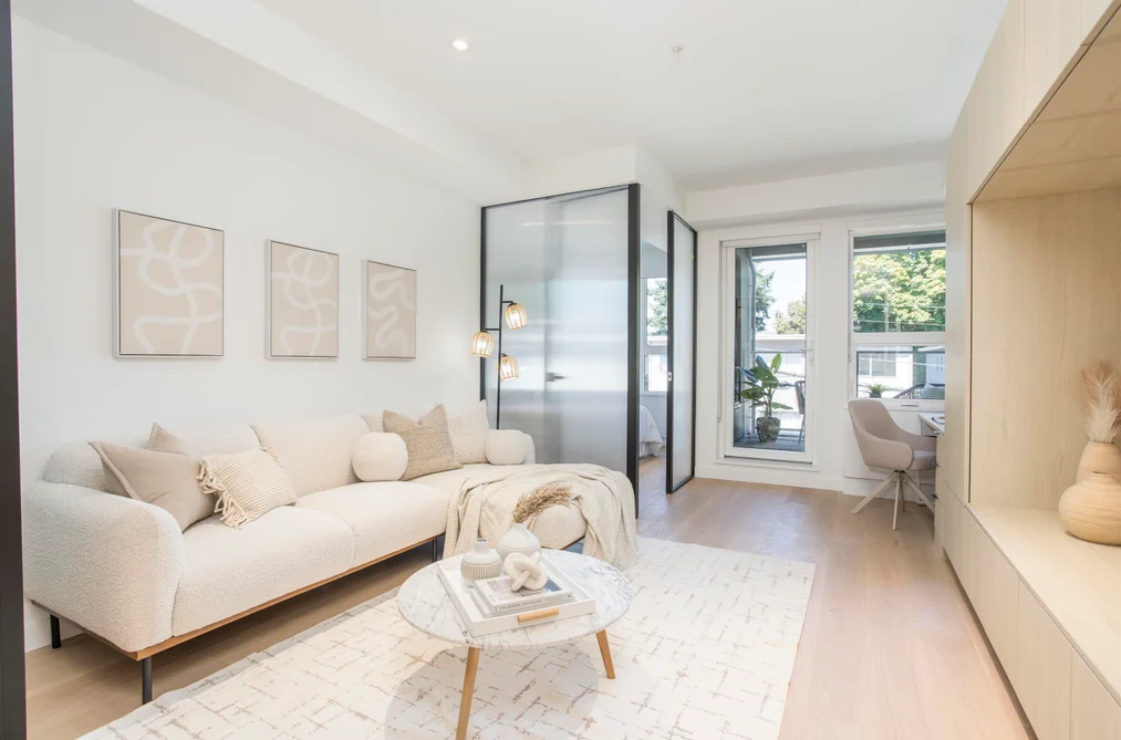 Condo for sale at 319 2471 St. George Street Vancouver British Columbia - MLS: R3152593