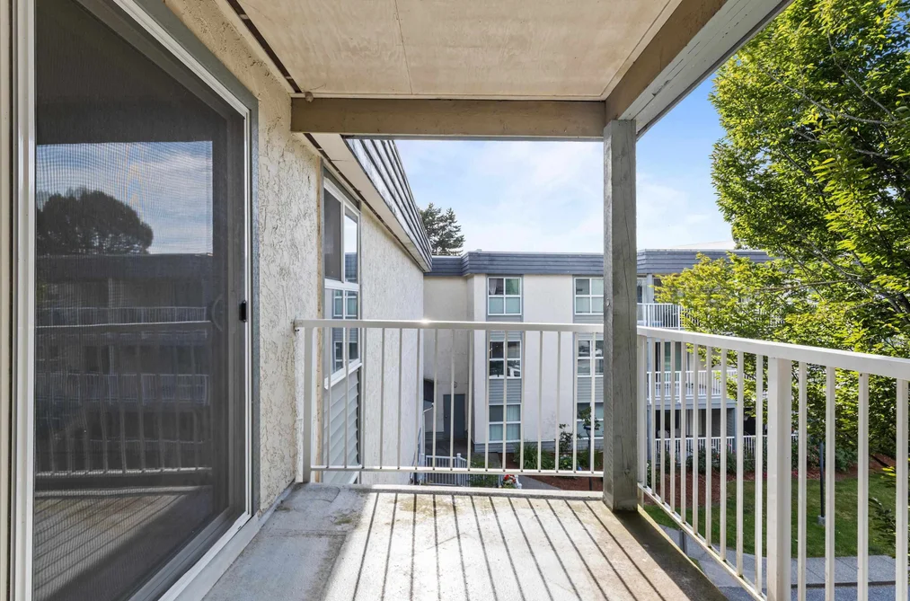 319 32850 GEORGE FERGUSON WAY, Abbotsford BC V2S 7K1, Abbotsford BC — Residential for Sale — Photo 10 of 23