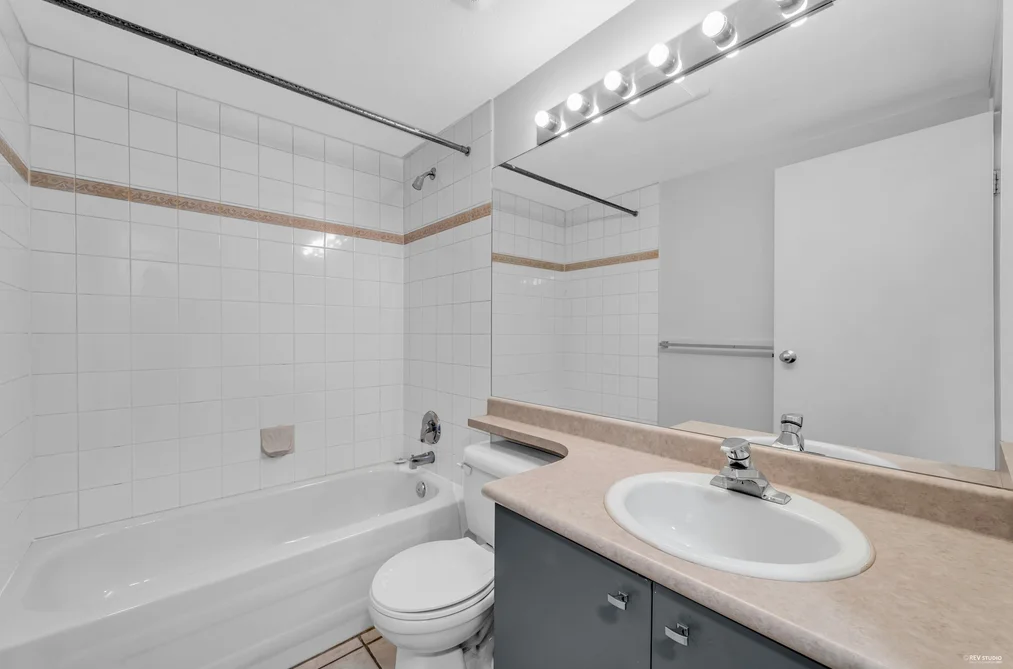 319 418 E BROADWAY, Vancouver BC V5T 1X2, Vancouver BC — Residential for Sale - Photo 2