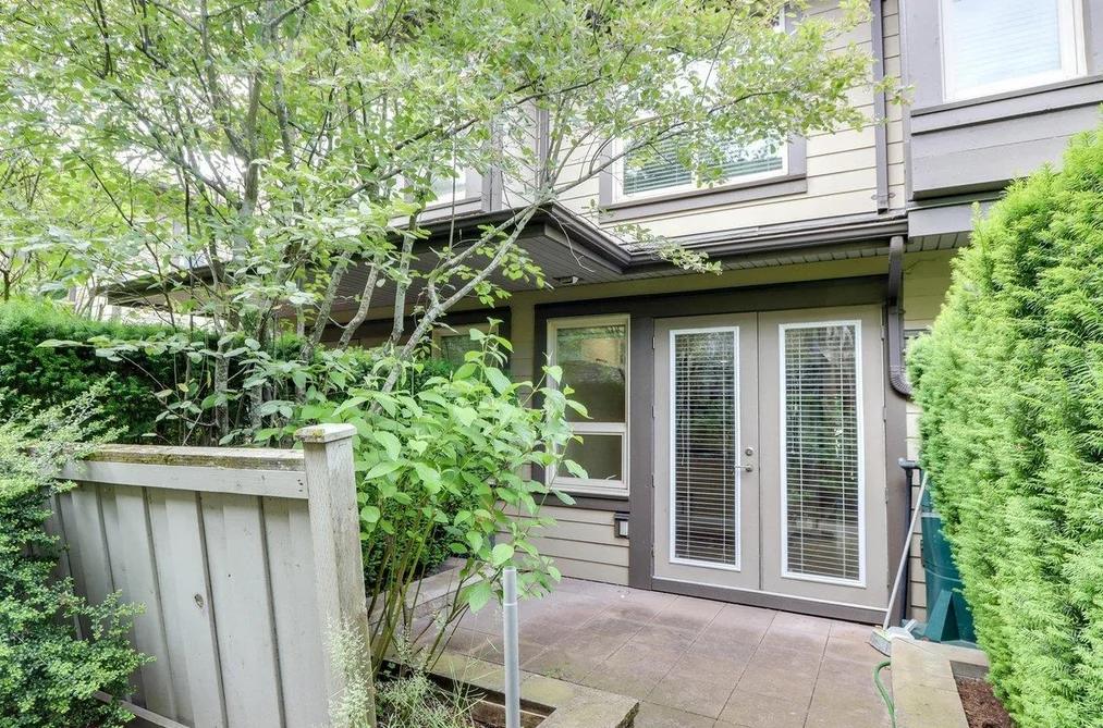 319 E 15TH STREET, North Vancouver BC V7L 2R6, North Vancouver BC — Residential for Sale — Photo 4 of 18