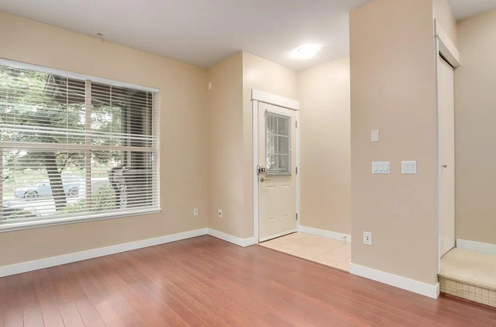 319 E 15TH STREET, North Vancouver BC V7L 2R6, North Vancouver BC — Residential for Sale — Photo 9 of 18