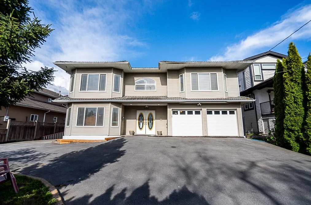 House for sale at 319 Lawrence Street New Westminster British Columbia - MLS: R3113823
