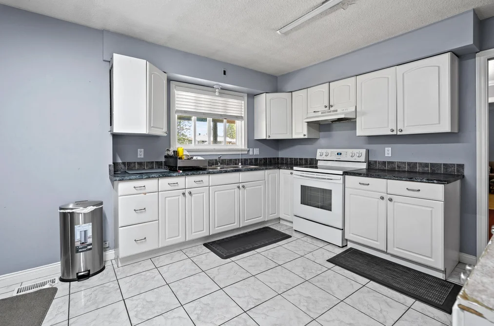 31919 ROYAL CRESCENT, Abbotsford BC V2T 2J2, Abbotsford BC — Residential for Sale — Photo 16 of 39