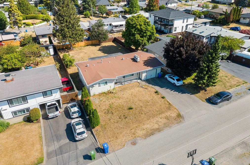 31919 ROYAL CRESCENT, Abbotsford BC V2T 2J2, Abbotsford BC — Residential for Sale — Photo 4 of 39