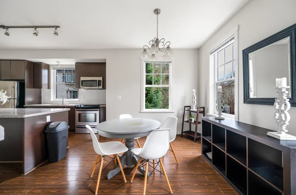 32 102 FRASER STREET, Port Moody BC V3H 0C7, Port Moody BC — Residential for Sale - Photo 2