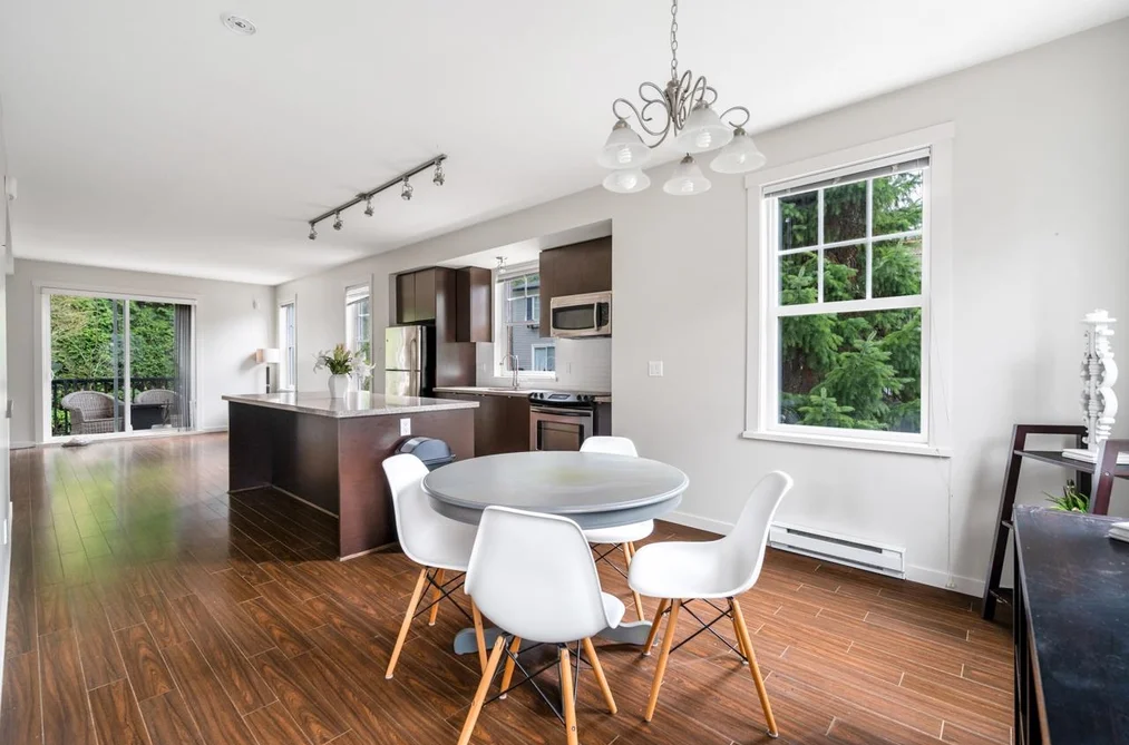 32 102 FRASER STREET, Port Moody BC V3H 0C7, Port Moody BC — Residential for Sale - Photo 4