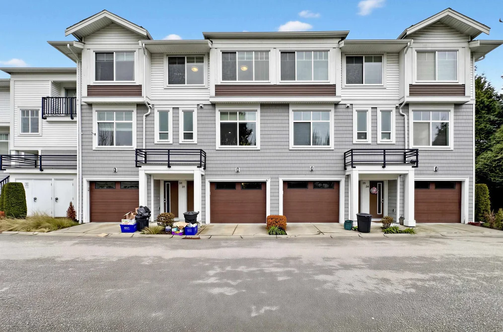 Townhouse for sale at 32 2528 156 Street Surrey British Columbia - MLS: R3110928