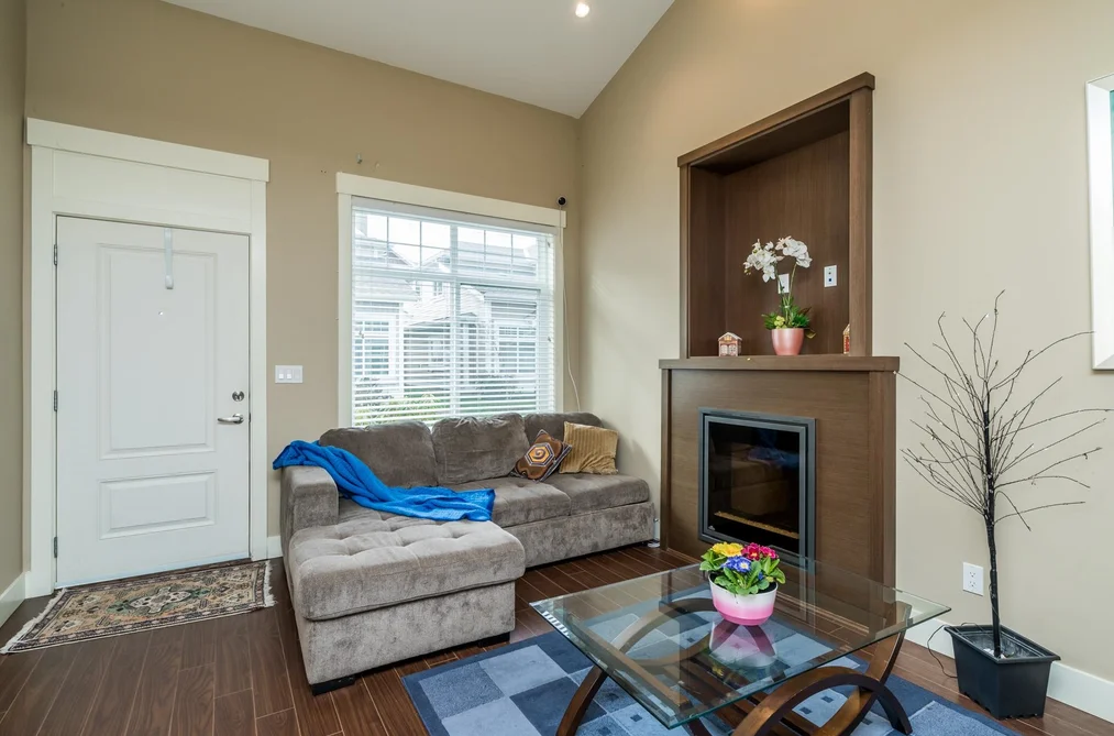32 30748 CARDINAL AVENUE, Abbotsford BC V2T 0C1, Abbotsford BC — Residential for Sale - Photo 4