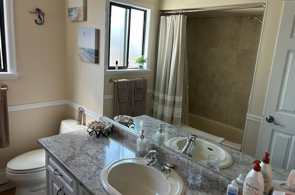 32 32718 GARIBALDI DRIVE, Abbotsford BC V2T 5T6, Abbotsford BC — Residential for Sale - Photo 2