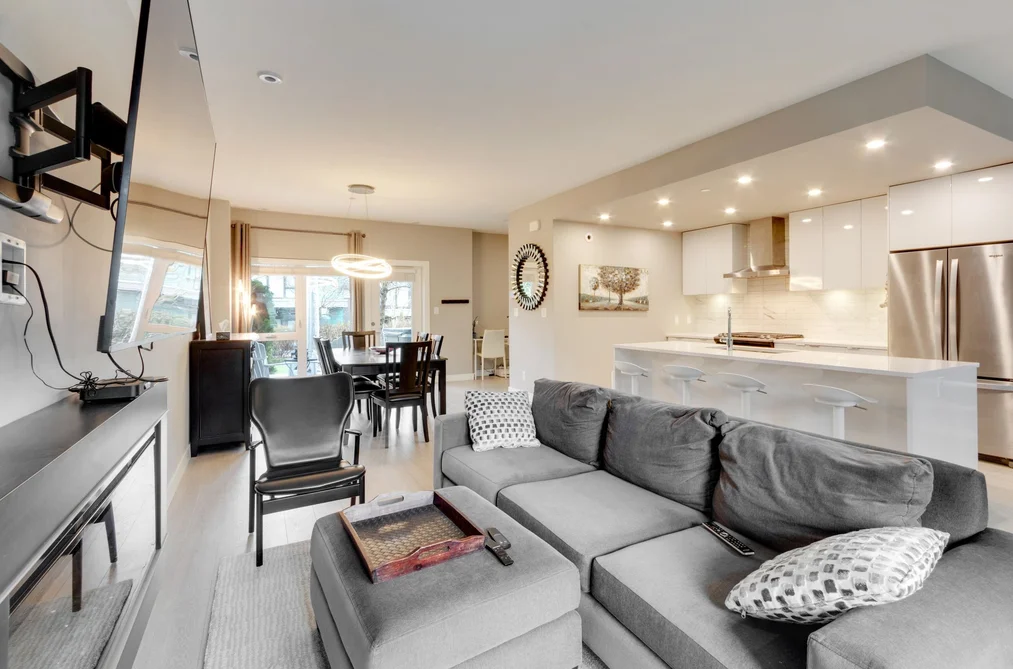 32 3595 SALAL DRIVE, North Vancouver BC V7G 0A7, North Vancouver BC — Residential for Sale - Photo 4