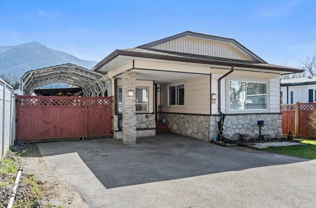 32 46511 CHILLIWACK LAKE ROAD, Sardis - Chwk River Valley BC V2R 3S3, Sardis - Chwk River Valley BC — Residential for Sale - Photo 2