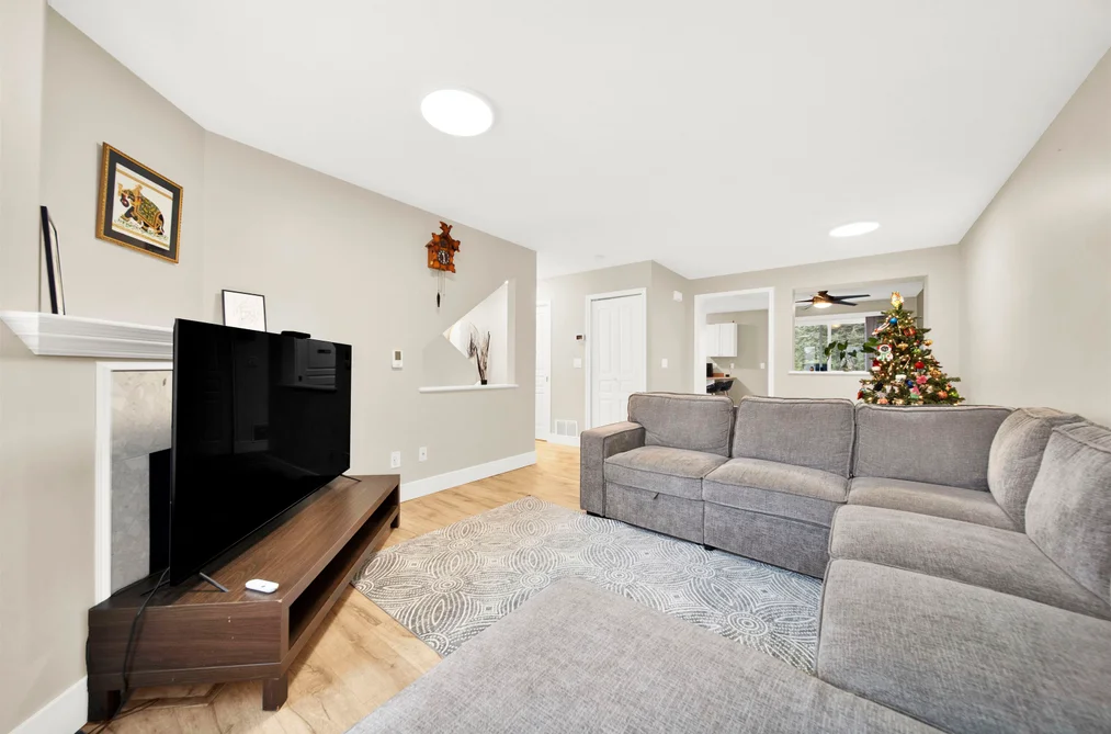 32 7640 BLOTT STREET, Mission BC V2V 3K3, Mission BC — Residential for Sale - Photo 6