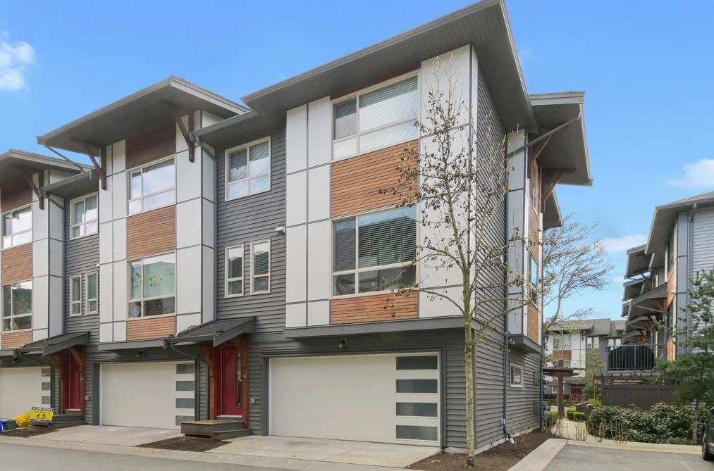 32 8508 204 STREET, Langley BC V2Y 0V8, Langley BC — Residential for Sale - Photo 2