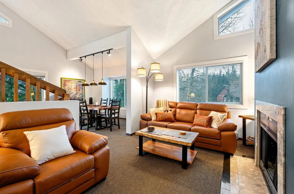 Condo for sale at 320 2021 Karen Crescent Whistler British Columbia - MLS: R3143123