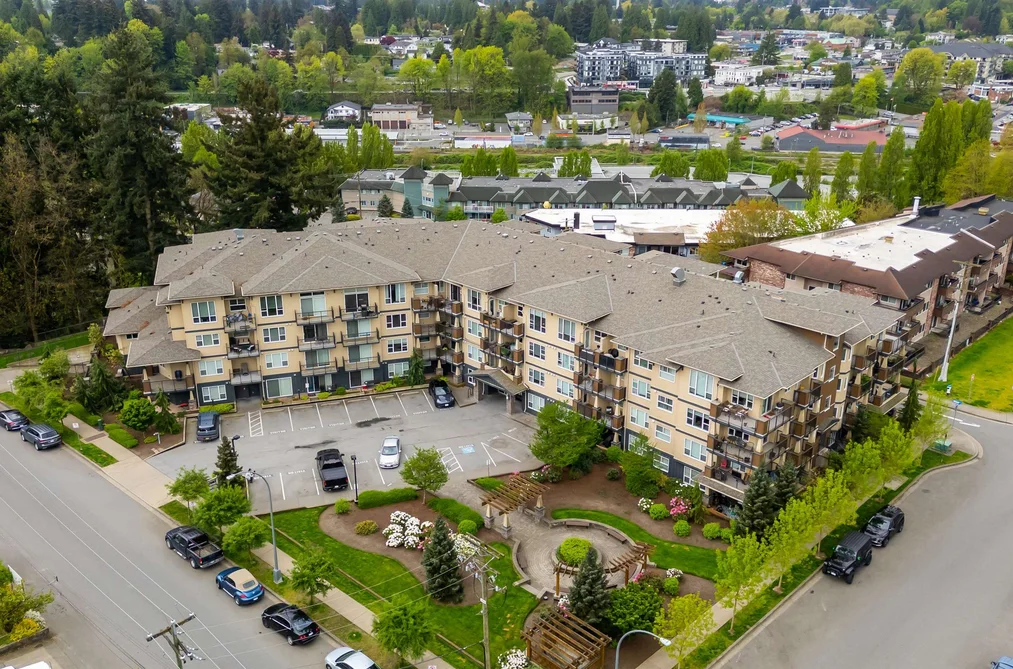 320 2565 CAMPBELL AVENUE, Abbotsford BC V2S 0E3, Abbotsford BC — Residential for Sale - Photo 2