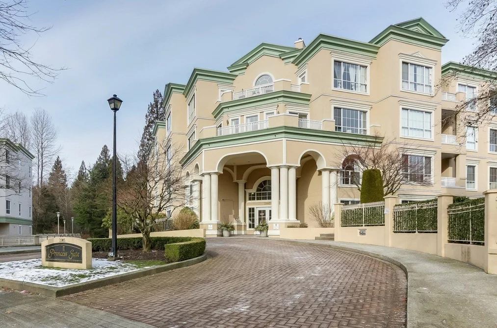 2995 Princess Cres Unit 320, Coquitlam, BC - MLS: R3173941