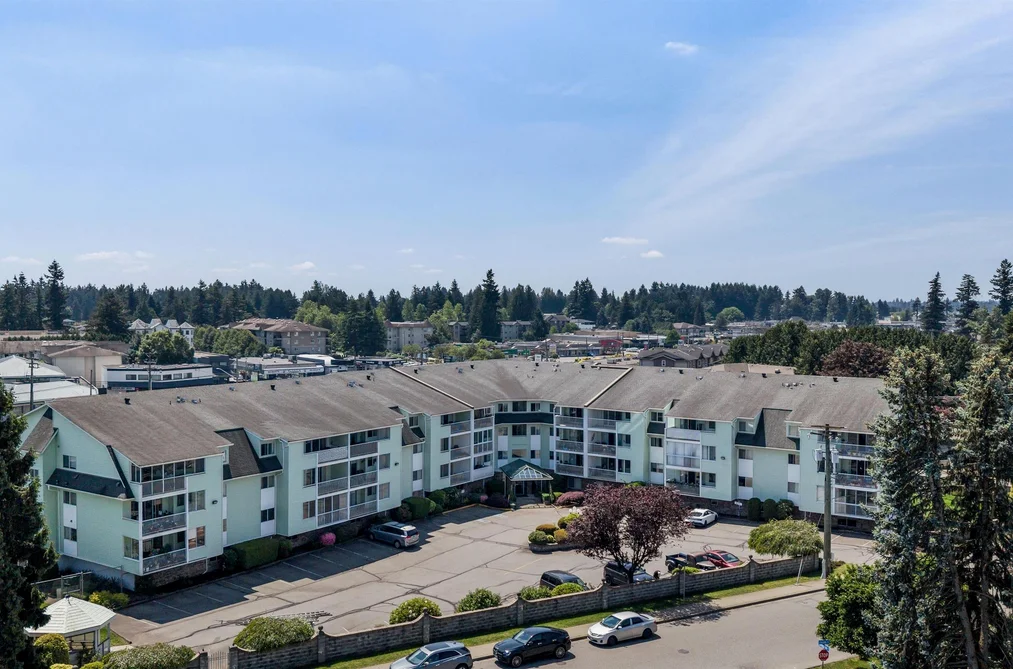 Condo for sale at 320 31850 Union Avenue Abbotsford British Columbia - MLS: R3132737