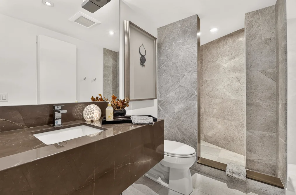 320-4900 Cartier Street, Vancouver, BC - Condo for Sale - Photo 16 of 35 320-4900 Cartier Street, Vancouver, BC - Condo for Sale - Photo 16 of 35