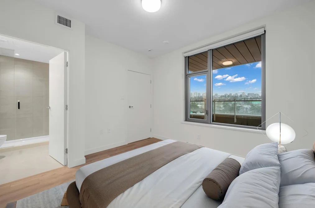 320 755 HARBOURSIDE DRIVE, North Vancouver BC V7P 0G1, North Vancouver BC — Residential for Sale - Photo 5