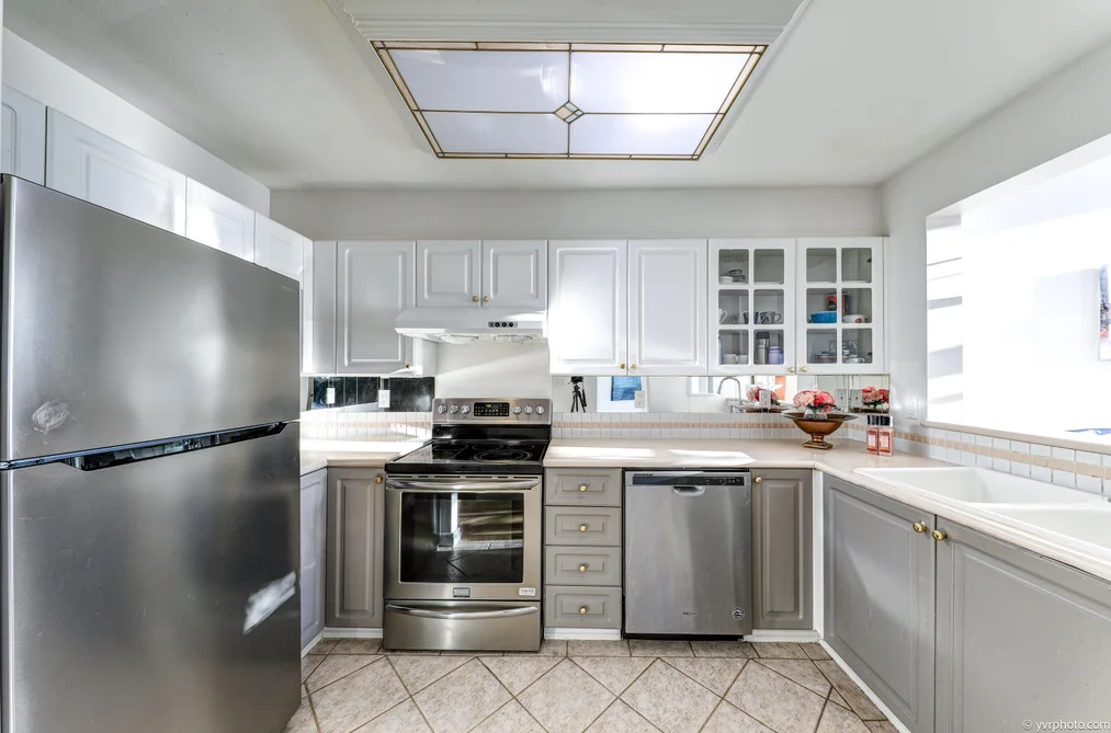 320 8880 JONES ROAD, Richmond BC V6Y 3Z1, Richmond BC — Residential for Sale - Photo 2