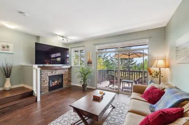 320 Decaire St, Coquitlam, BC - MLS: R3174063