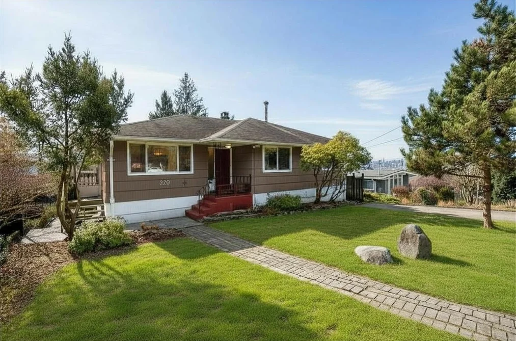 320 SEAFORTH CRESCENT, Coquitlam BC V3K 2M4, Coquitlam BC — Residential for Sale - Photo 2