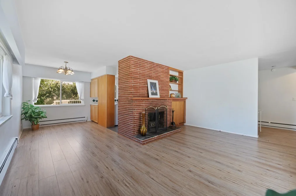 320 WALKER STREET, Coquitlam BC V3K 4C9, Coquitlam BC — Residential for Sale - Photo 5