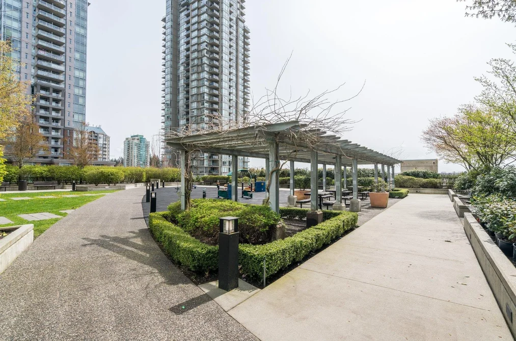 3202 2978 GLEN DRIVE, Coquitlam BC V3B 0C3, Coquitlam BC — Residential for Sale — Photo 35 of 40